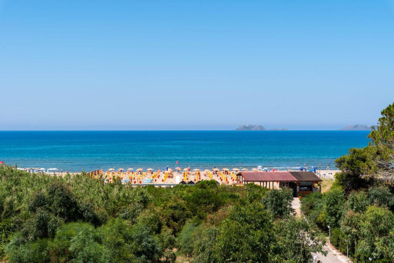 Solaris Paestum Hotel Exterior foto
